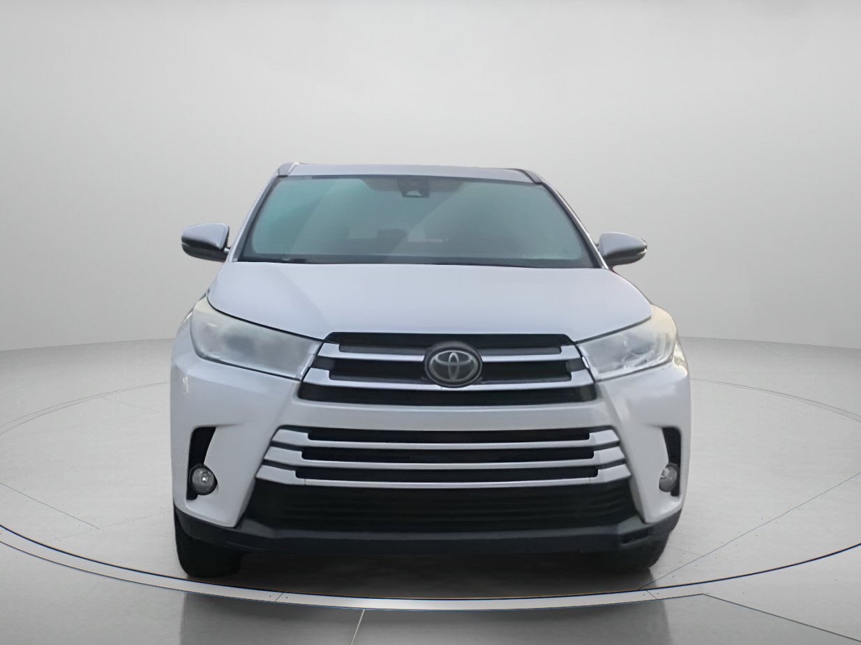 Used 2017 Toyota Highlander XLE AWD/4WD image 7