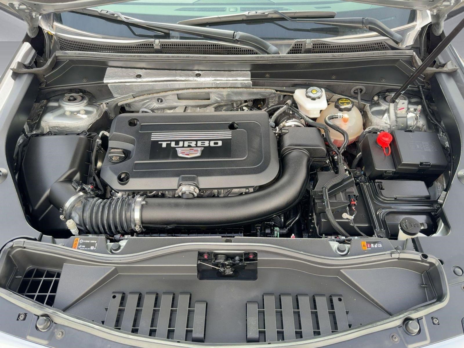 Certified 2025 Cadillac XT4 Premium Luxury image 21