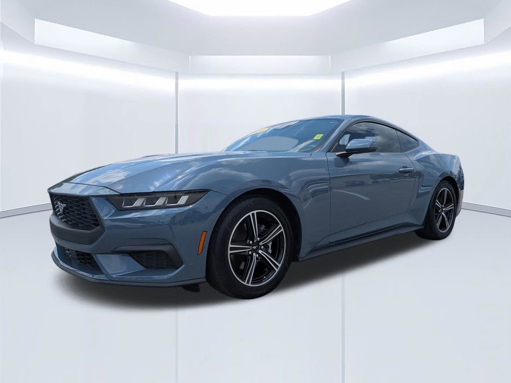 Used 2024 Ford Mustang Coupe RWD image 8