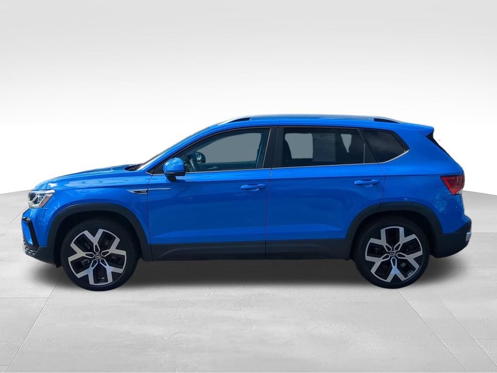 Certified 2023 Volkswagen Taos SEL AWD/4WD image 7