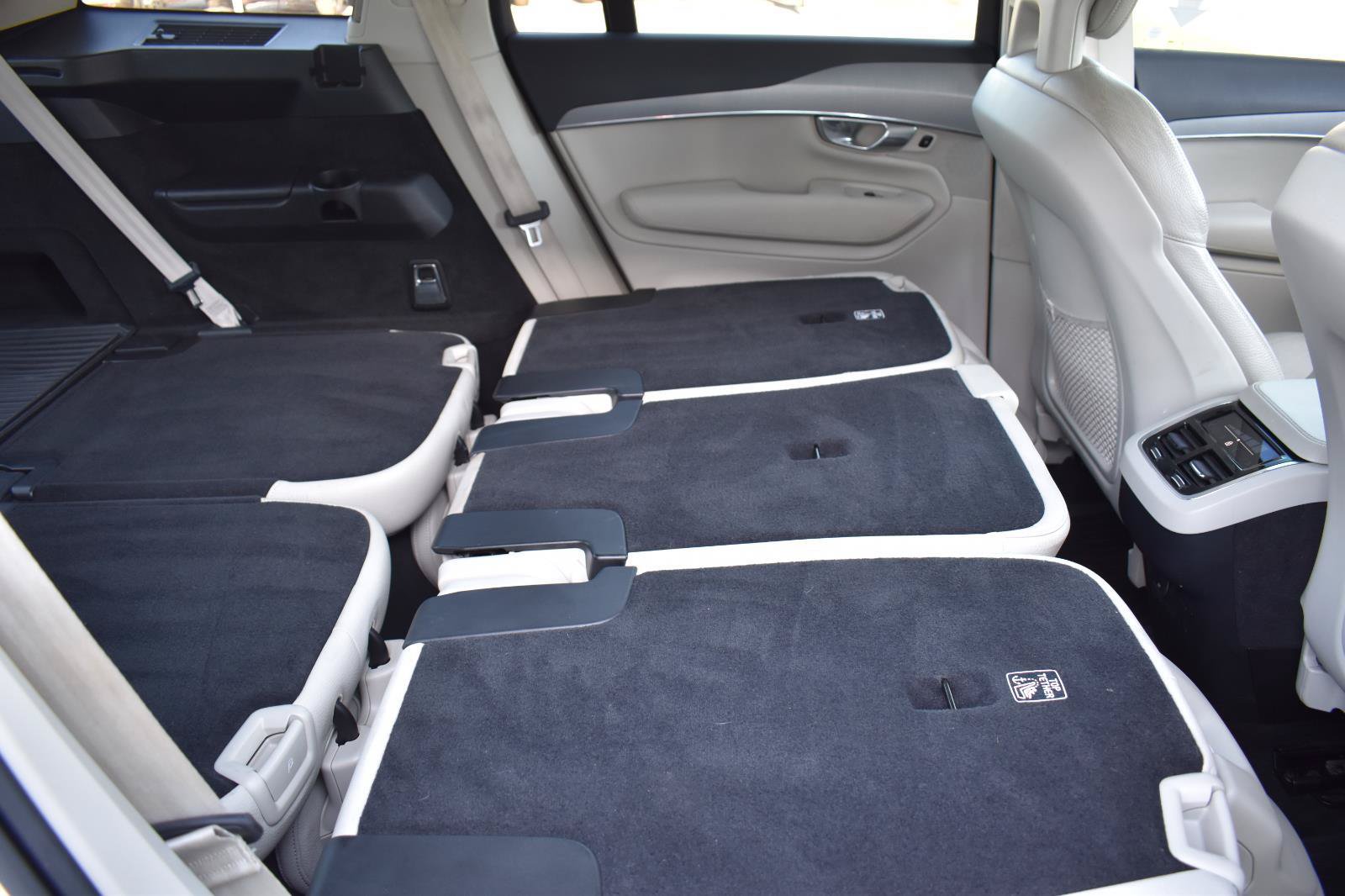 Used 2021 Volvo XC90 T5 Momentum w/ Protection Package Premier FWD image 68