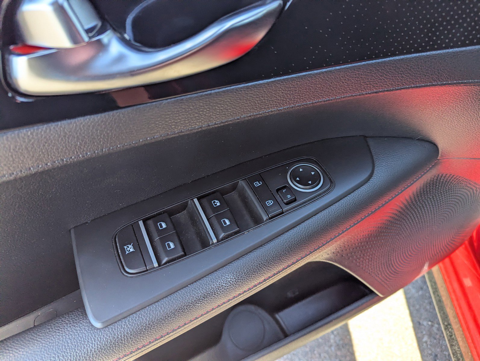 Used 2022 Kia Forte GT image 28