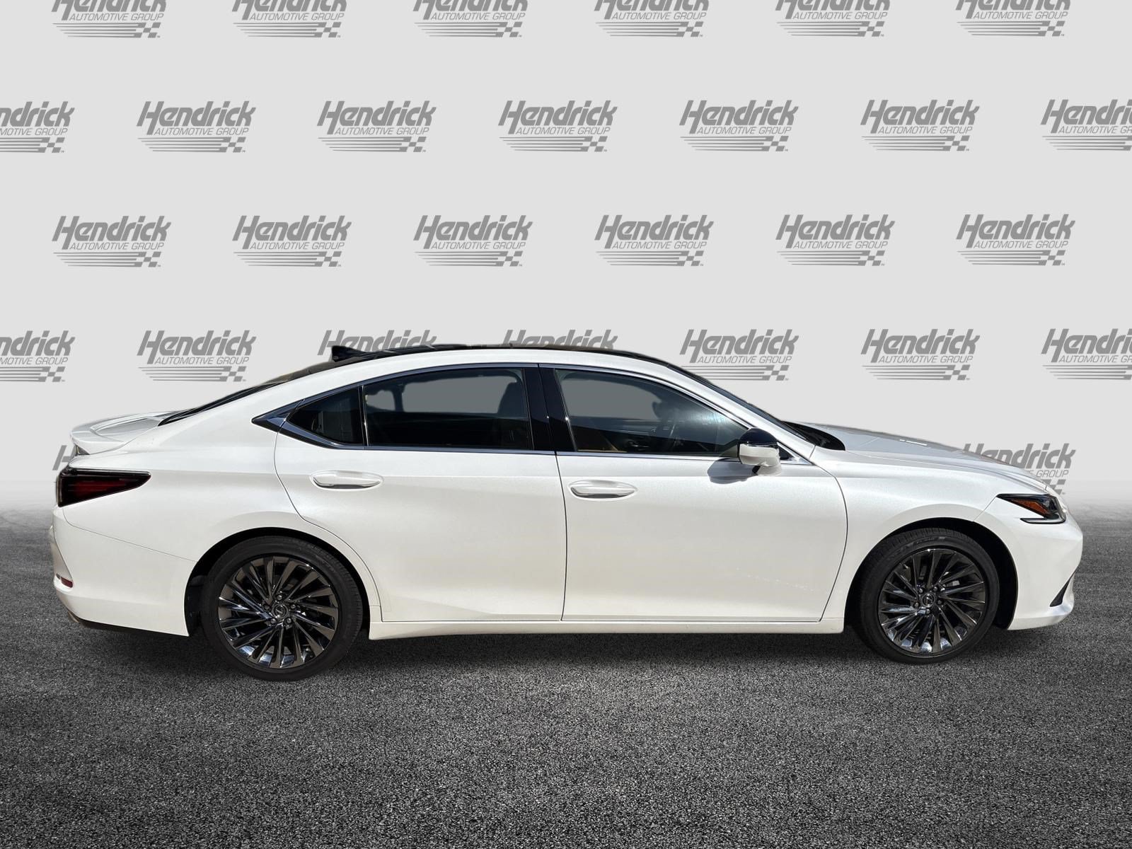 Certified 2025 Lexus ES 350 Ultra Luxury FWD image 11