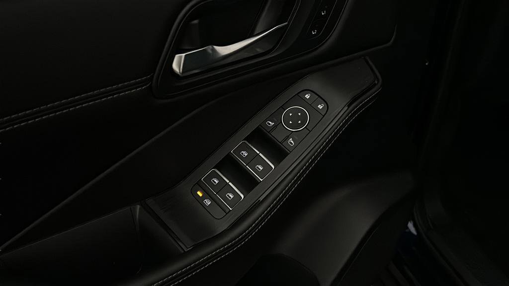 Used 2024 Nissan Rogue SL w/ SL Premium Package image 30