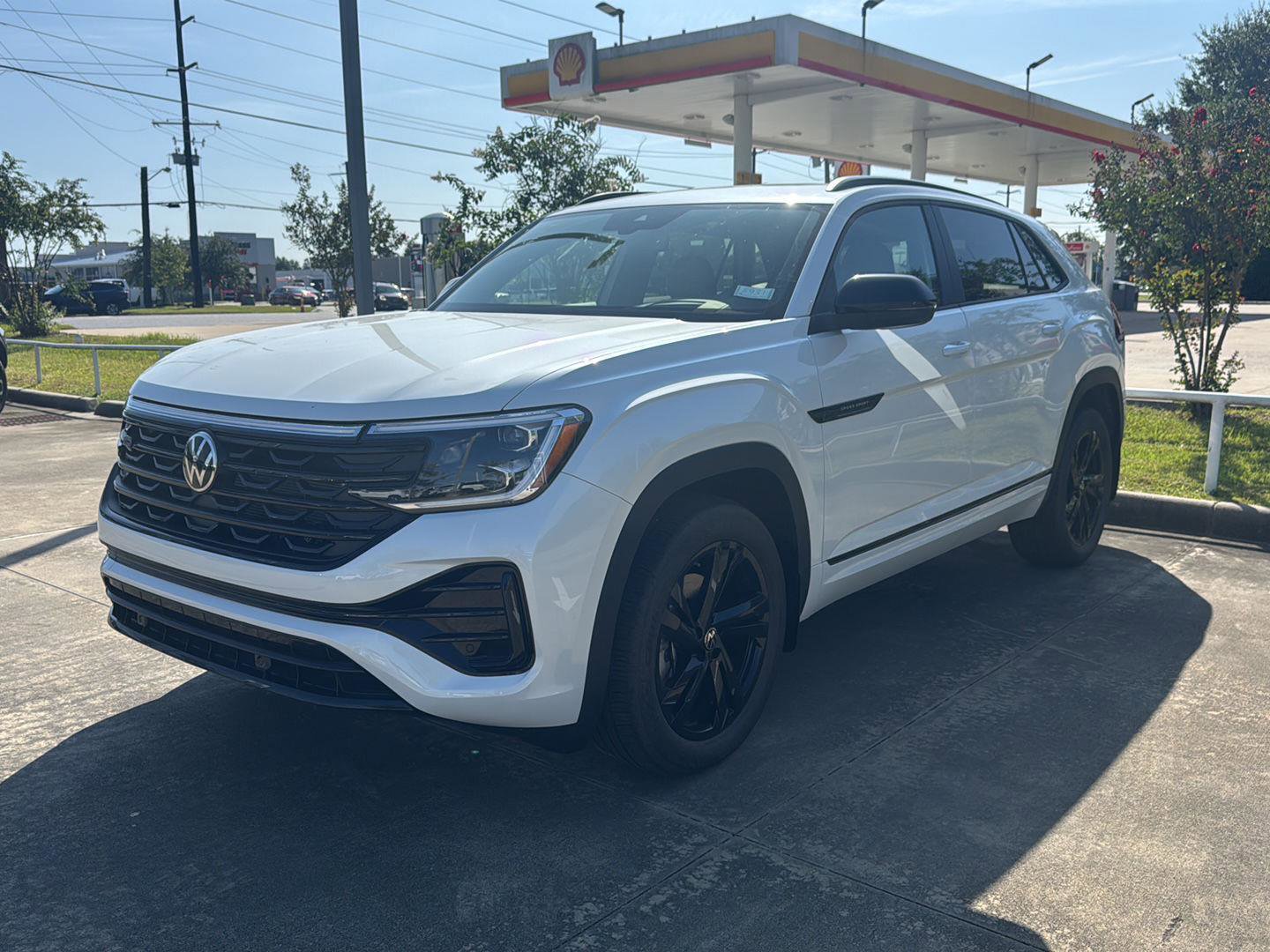 New 2026 Volkswagen Atlas Cross Sport SEL R-Line video 1