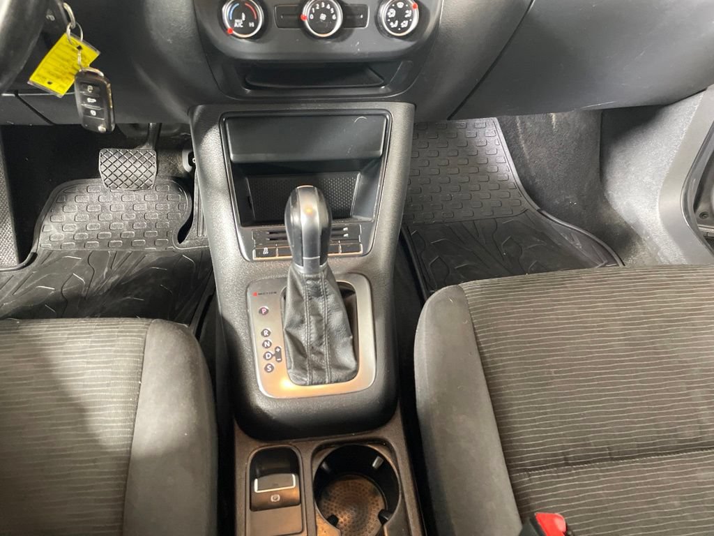 Used 2015 Volkswagen Tiguan S AWD/4WD image 17