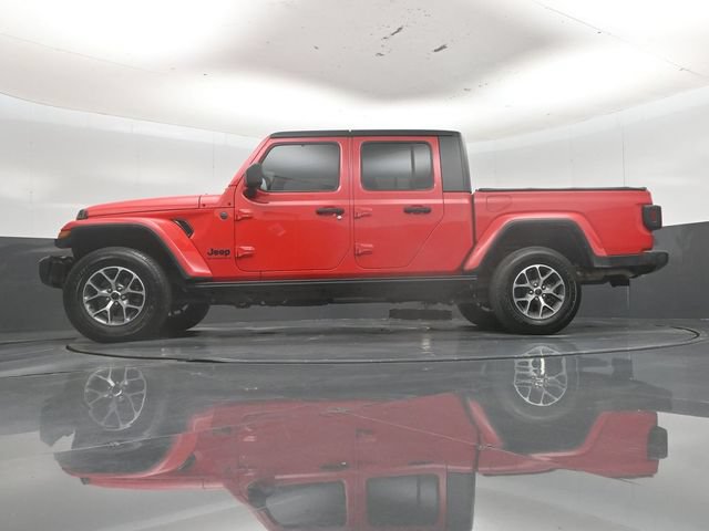 Used 2024 Jeep Gladiator Sport AWD/4WD image 49