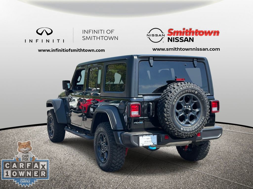 Used 2023 Jeep Wrangler Unlimited w/ Cold Weather Group AWD/4WD image 9