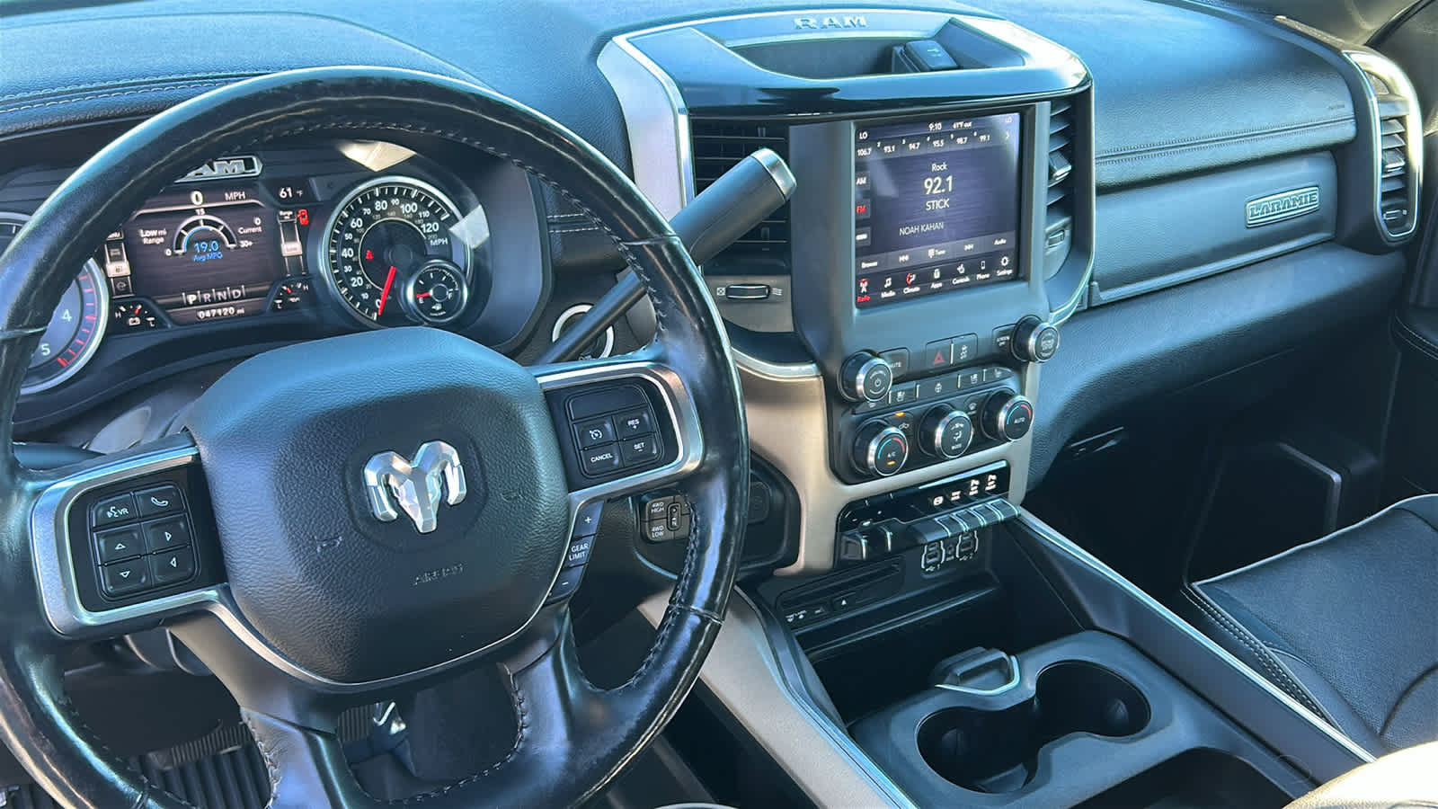 Used 2019 RAM 2500 Laramie AWD/4WD image 10