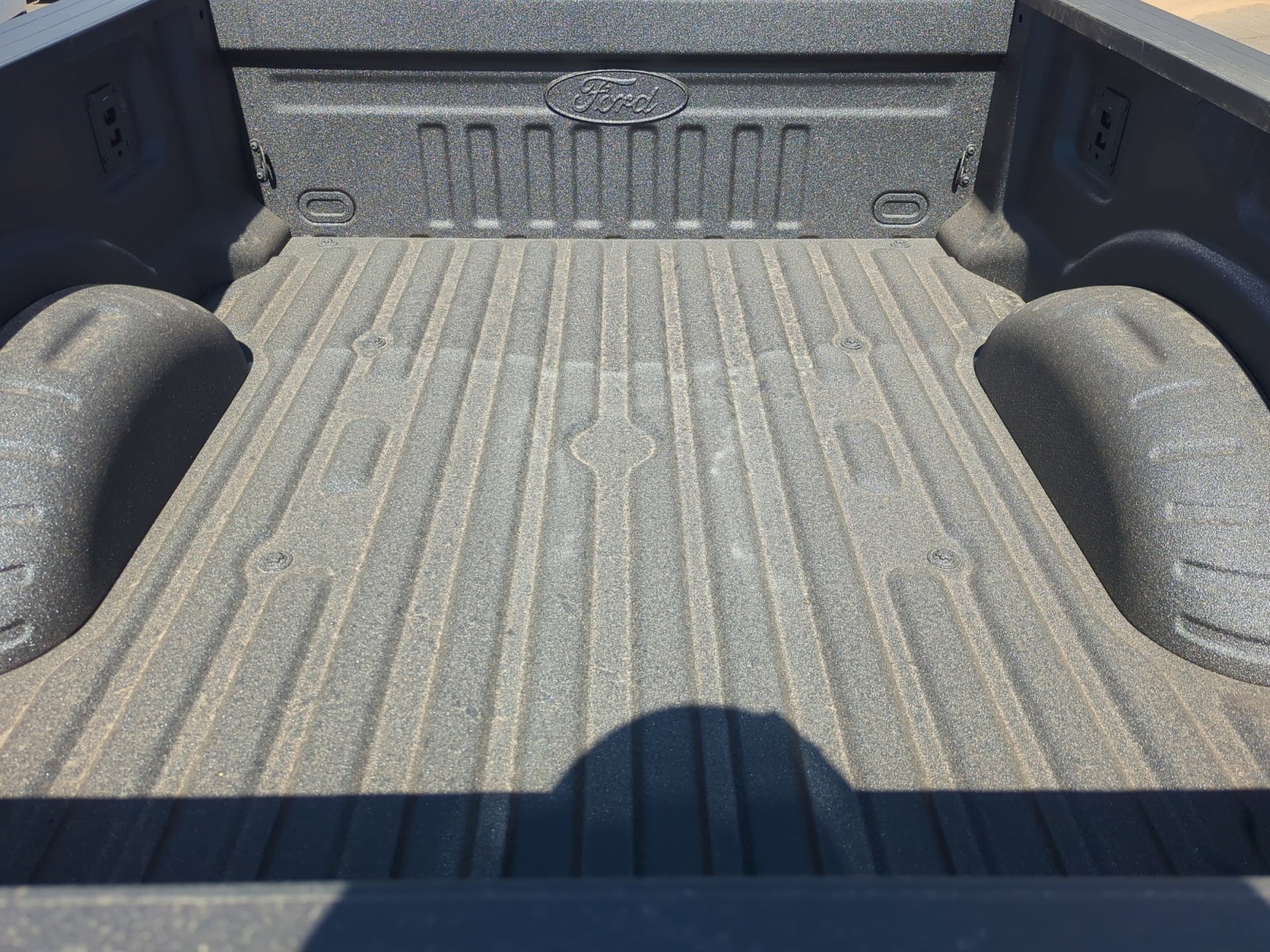 New 2025 Ford F250 XLT w/ Black Appearance Package image 33