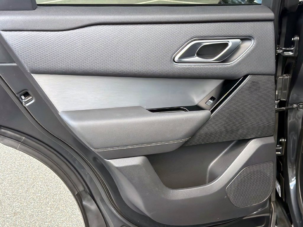 Used 2023 Land Rover Range Rover Velar R-Dynamic S AWD/4WD image 11