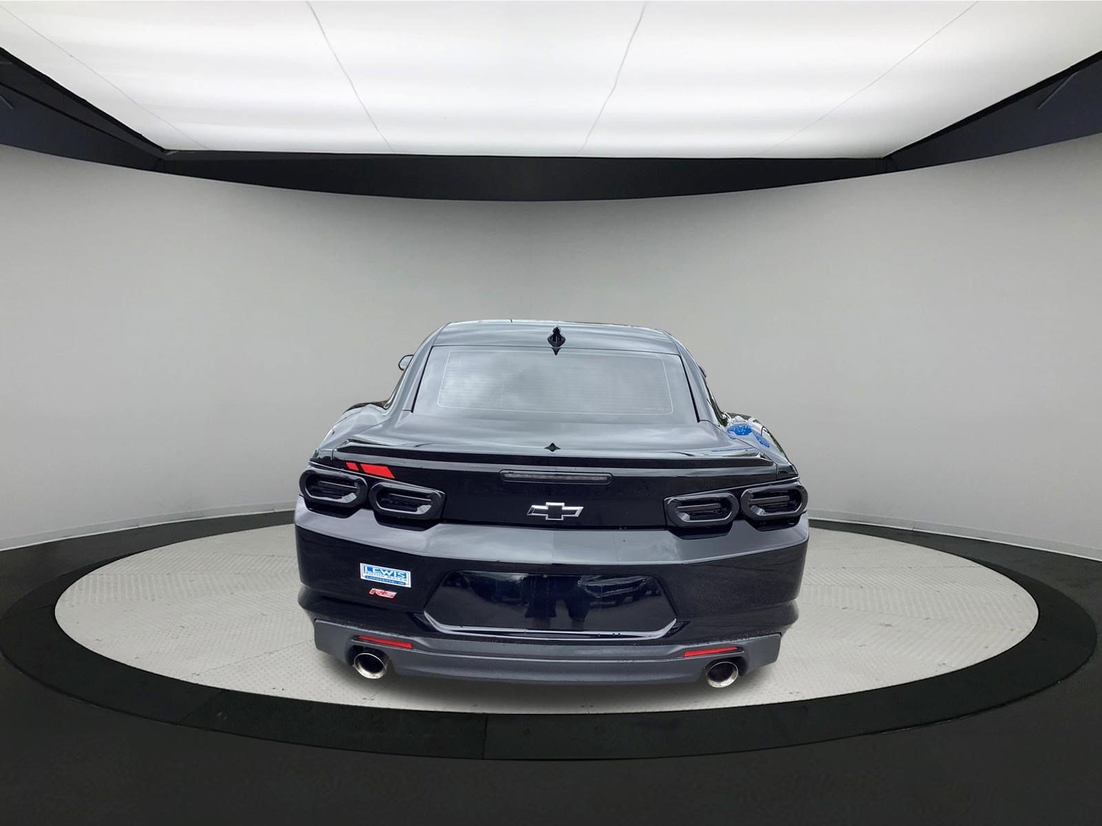 Used 2021 Chevrolet Camaro LT w/ Redline Edition RWD image 7
