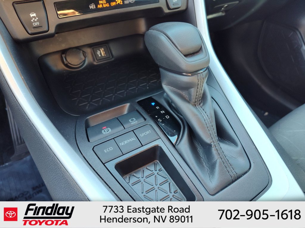 Used 2021 Toyota RAV4 Limited AWD/4WD image 11