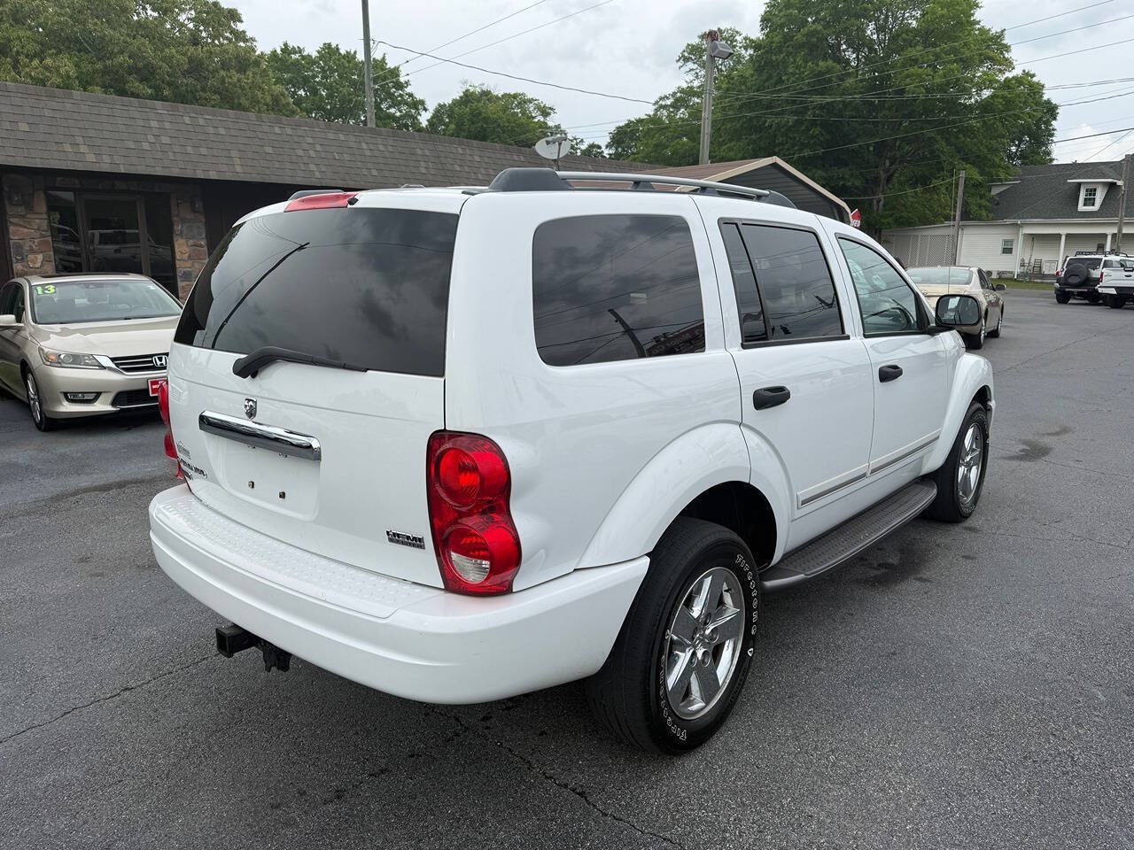Used 2006 Dodge Durango Limited w/ Travel Convenience Group AWD/4WD image 4