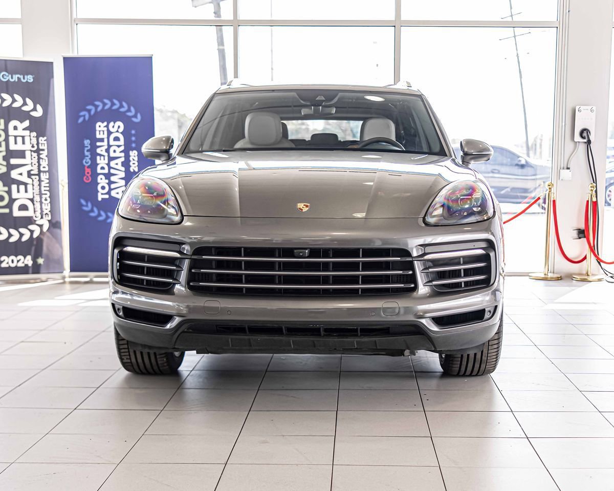 Used 2021 Porsche Cayenne E-Hybrid AWD/4WD image 3