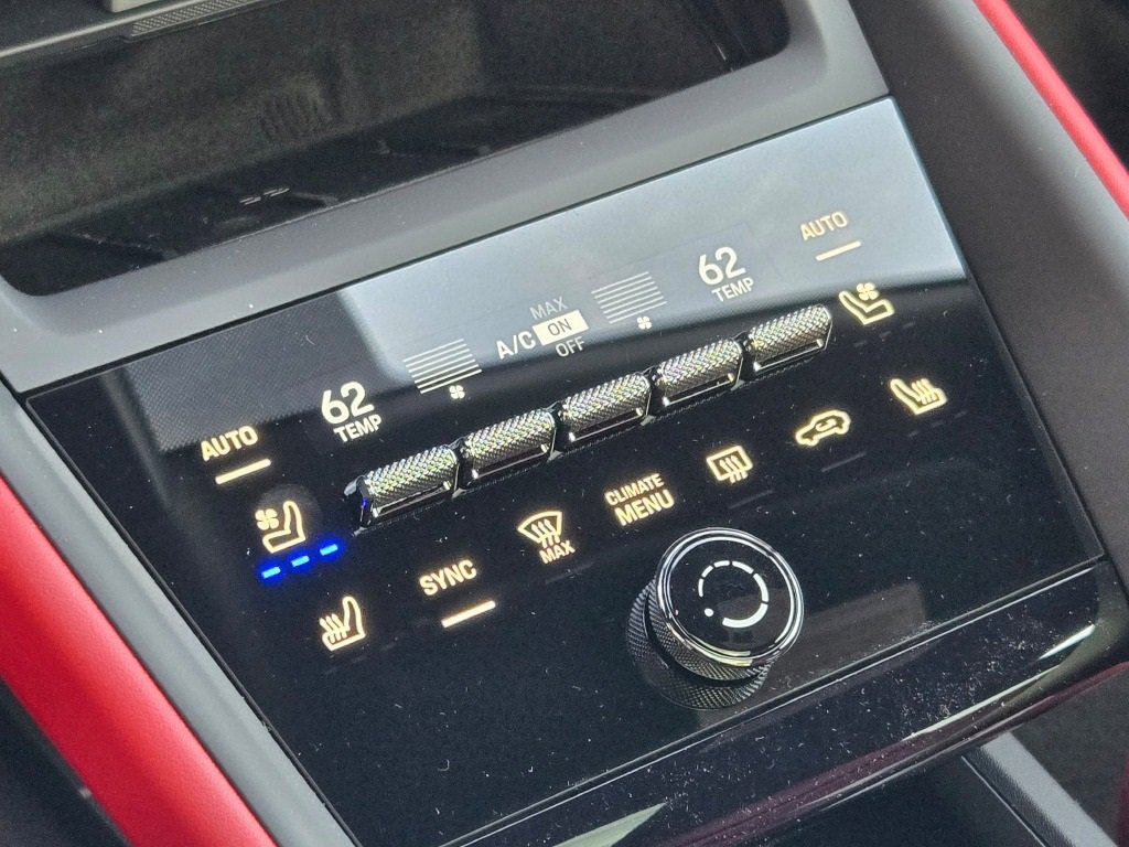 New 2025 Porsche Macan 4S Electric image 26