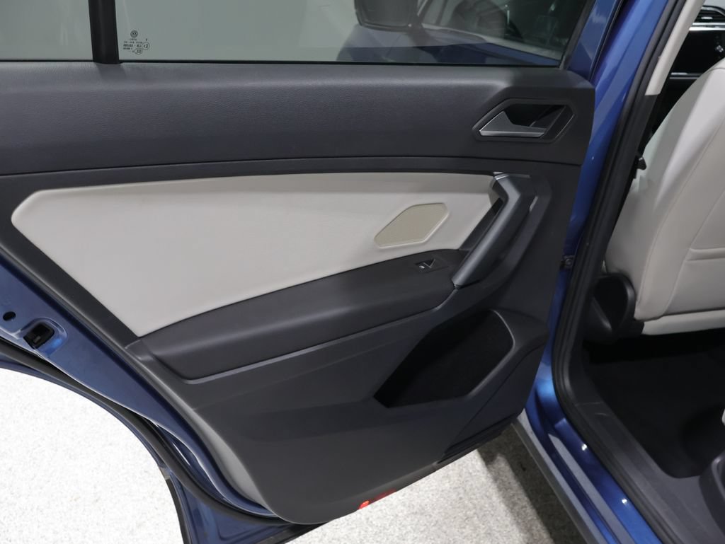 Used 2019 Volkswagen Tiguan SEL AWD/4WD image 19