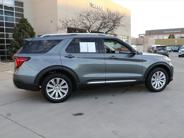 Used 2025 Ford Explorer Platinum w/ LUX Leather Package image 6