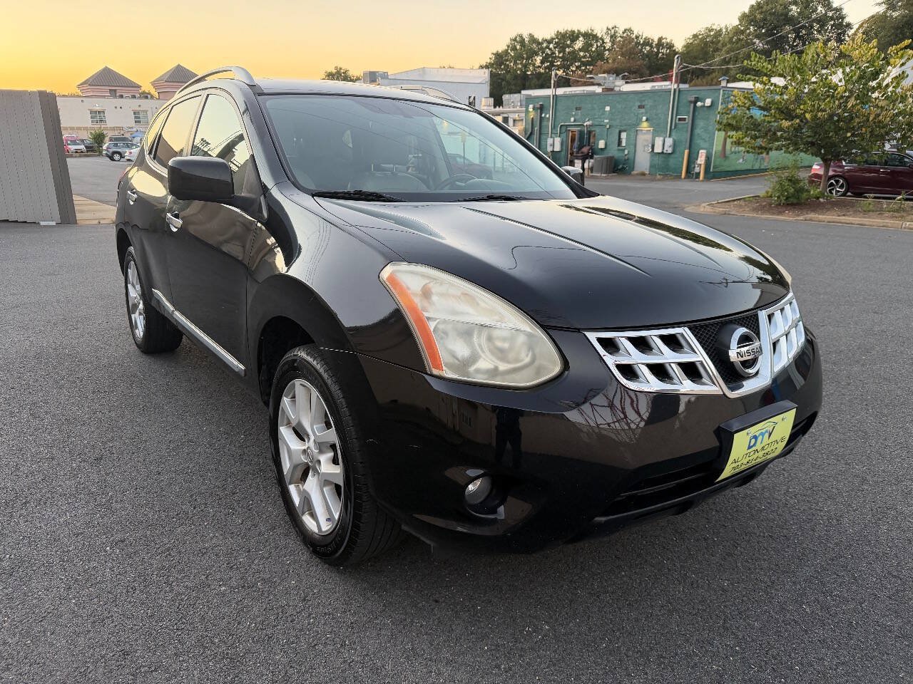 Used 2013 Nissan Rogue SL AWD/4WD image 5