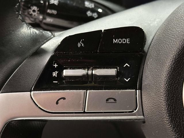 Used 2023 Hyundai Elantra SEL w/ Convenience Package FWD image 26