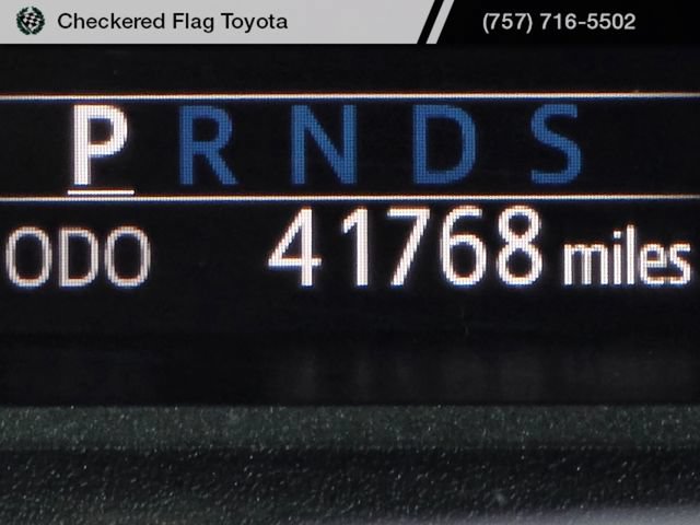 Used 2019 Toyota Tundra Limited w/ Limited Premium Package AWD/4WD image 17