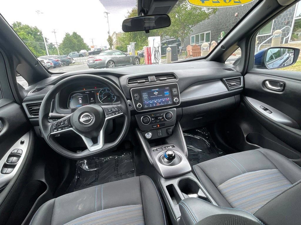 Certified 2024 Nissan Leaf S FWD image 11