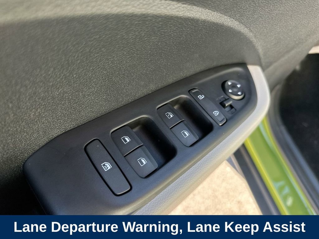 Used 2023 Hyundai Venue SEL image 7