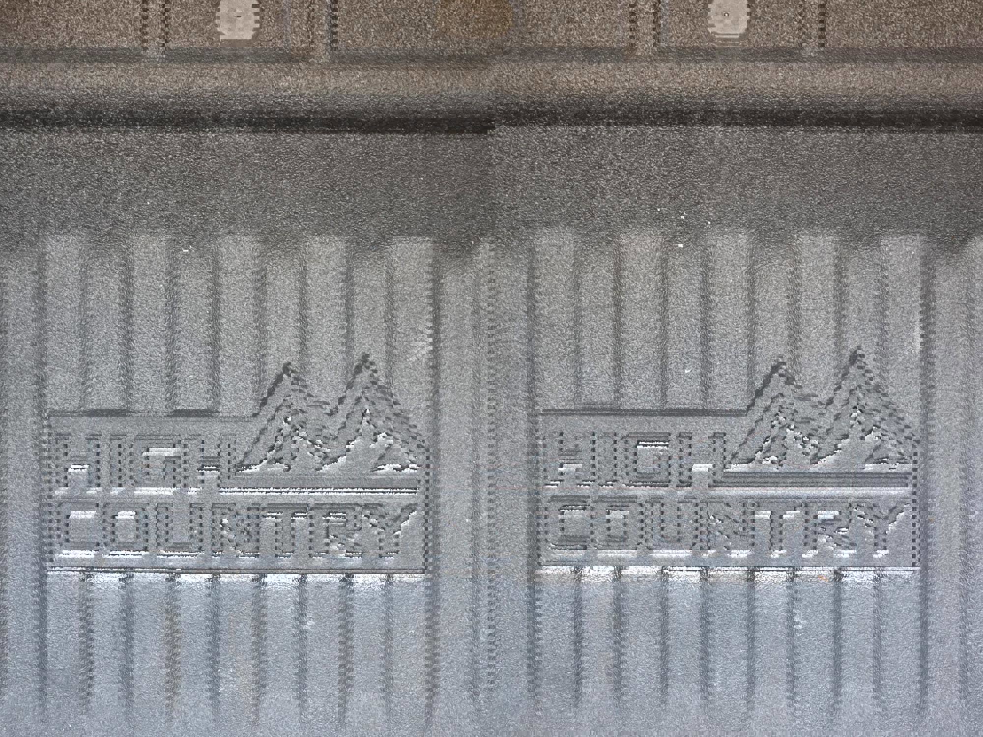 Used 2019 Chevrolet Silverado 1500 High Country w/ Technology Package image 32