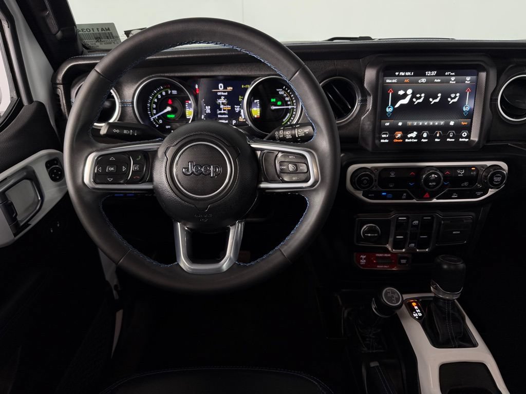 Used 2023 Jeep Wrangler Unlimited Rubicon 4xe AWD/4WD image 13
