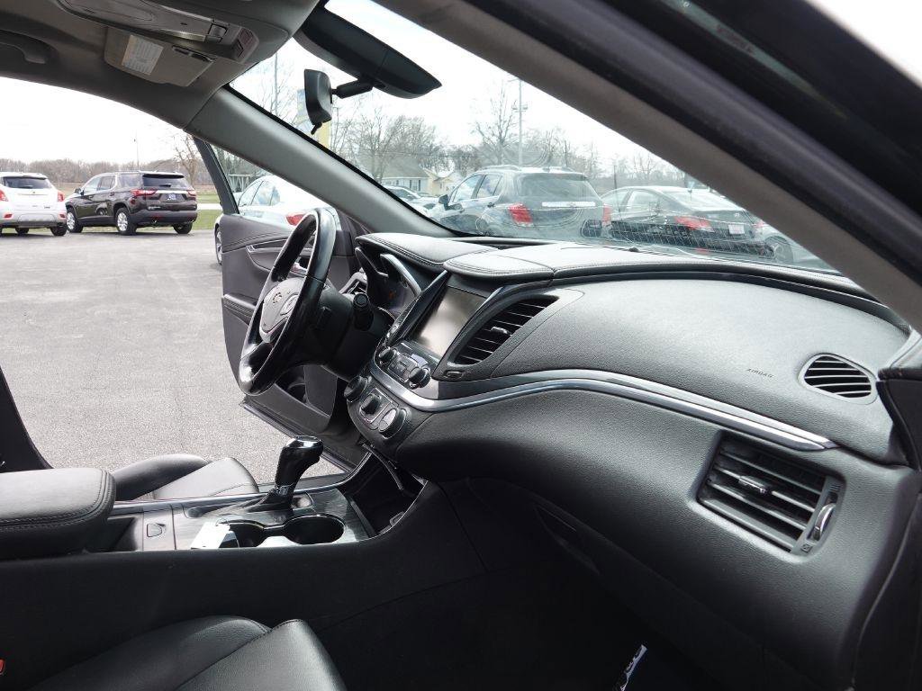 Used 2019 Chevrolet Impala LT image 32