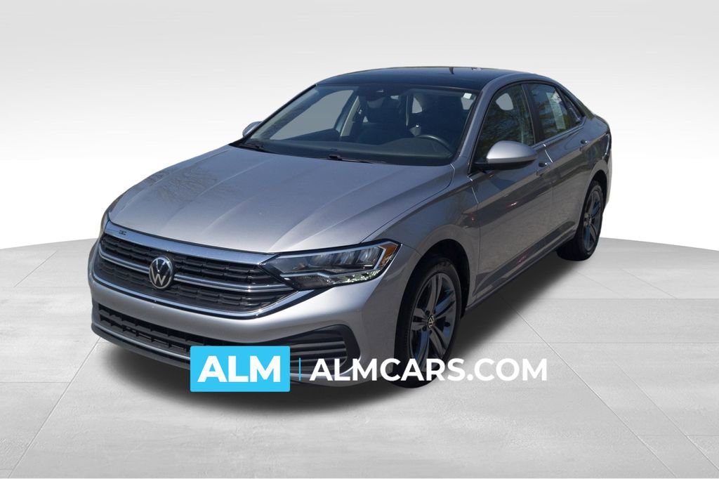 Used 2024 Volkswagen Jetta SE image 1