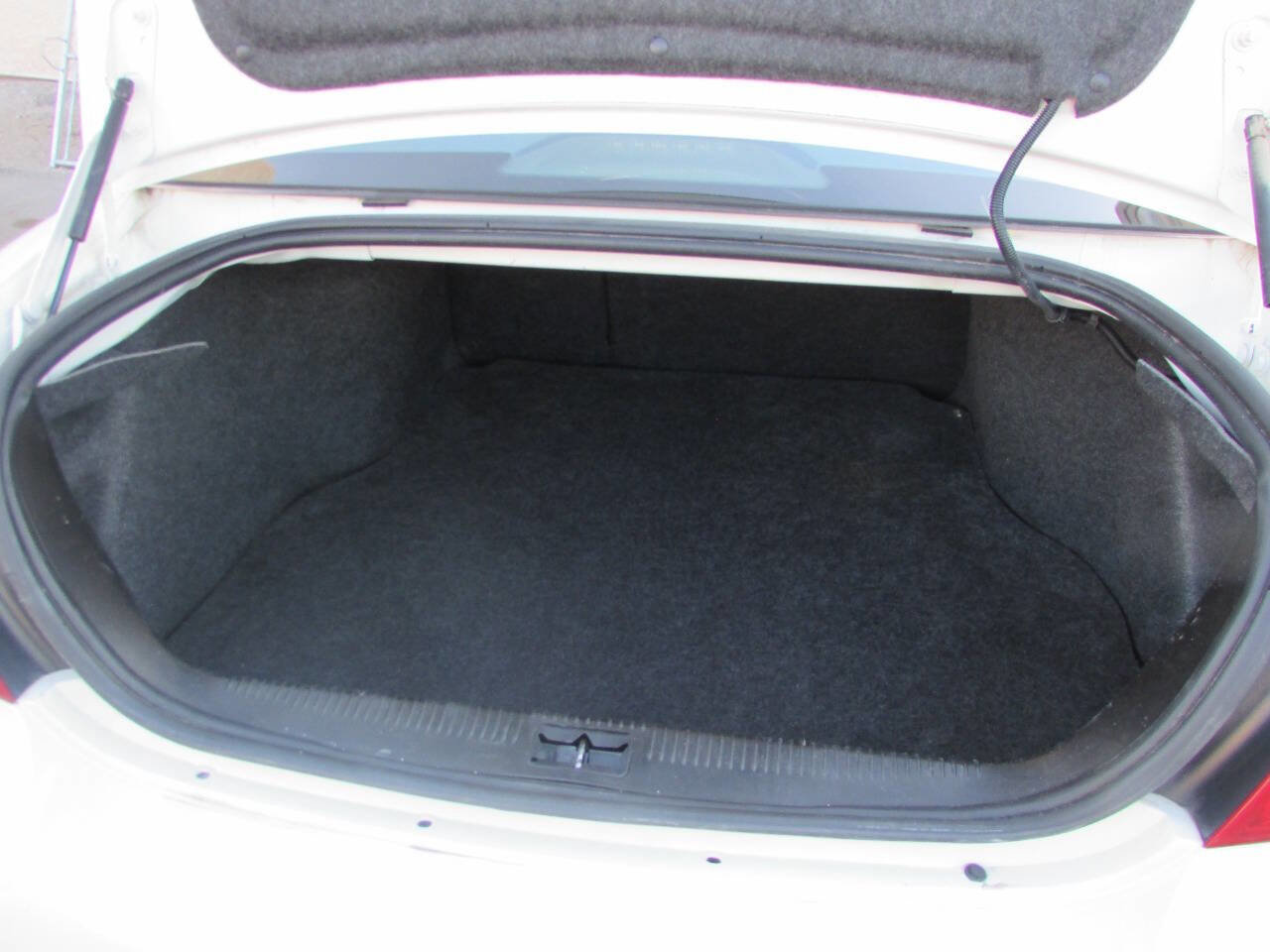 Used 2006 Buick LaCrosse CXL w/ Driver Confidence Package FWD image 28