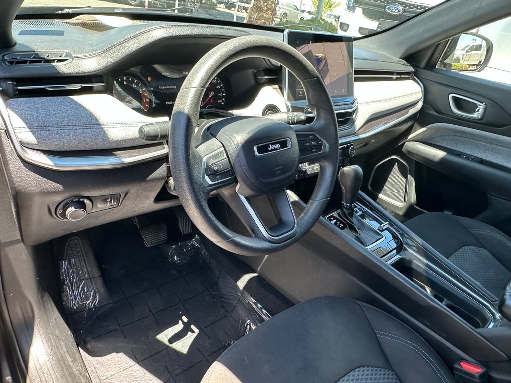 Used 2023 Jeep Compass Sport AWD/4WD image 22