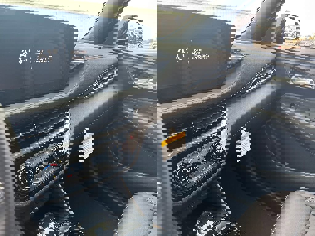 New 2026 Buick Envista Sport Touring image 19