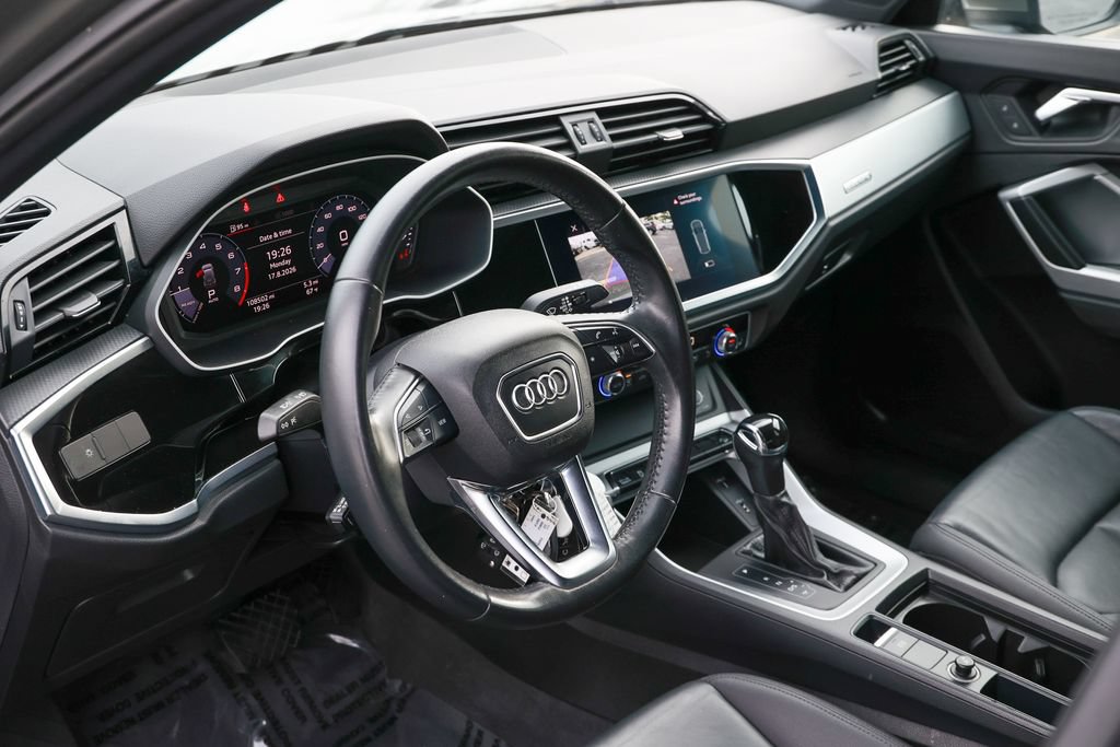 Used 2019 Audi Q3 2.0T Premium AWD/4WD image 32