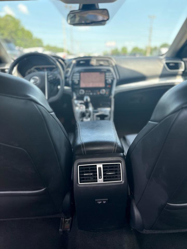 Used 2020 Nissan Maxima 3.5 SV w/ Floor Mat Group FWD image 15