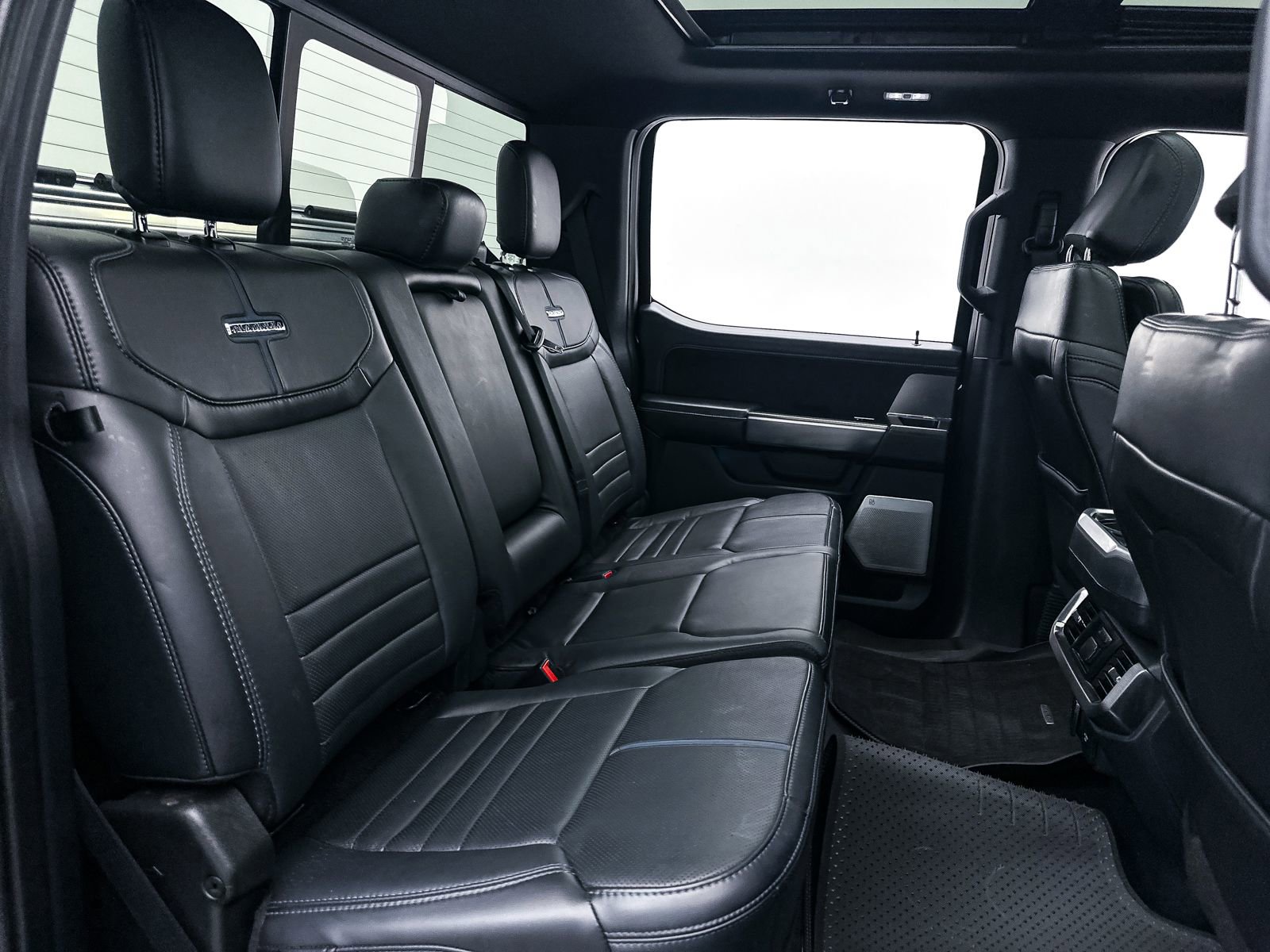 Used 2024 Ford F150 Platinum w/ Equipment Group 702A High image 39