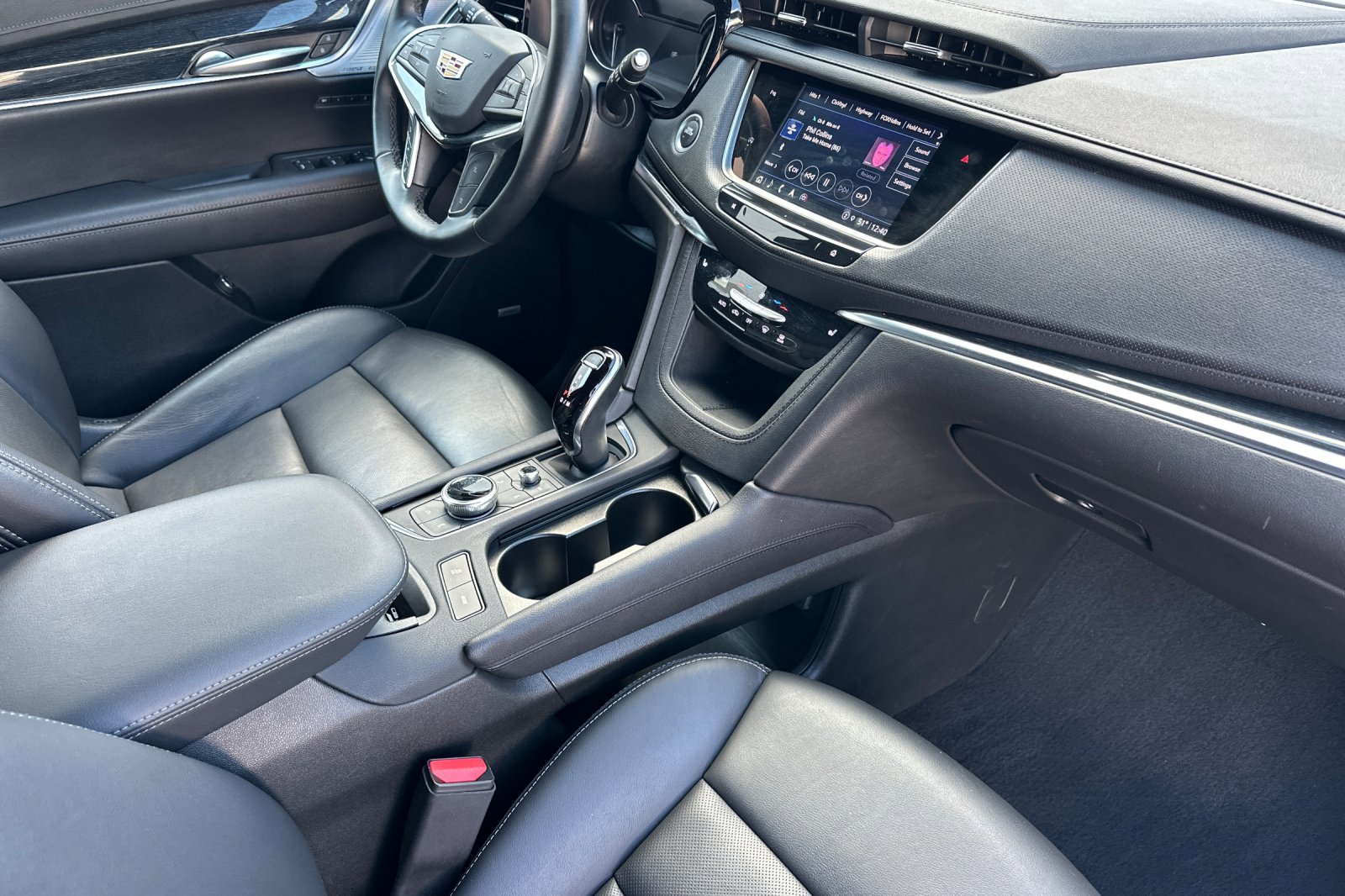 Certified 2025 Cadillac XT5 Premium Luxury image 16