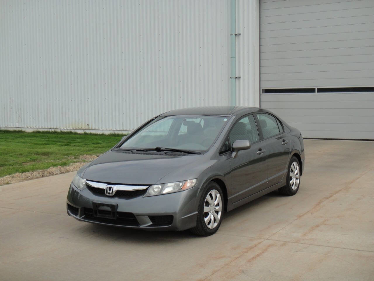 Used 2010 Honda Civic LX image 2