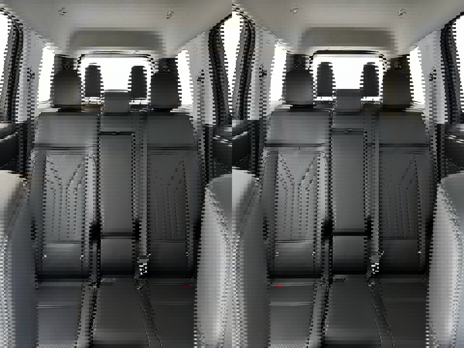 Used 2025 Hyundai Santa Fe SEL image 16