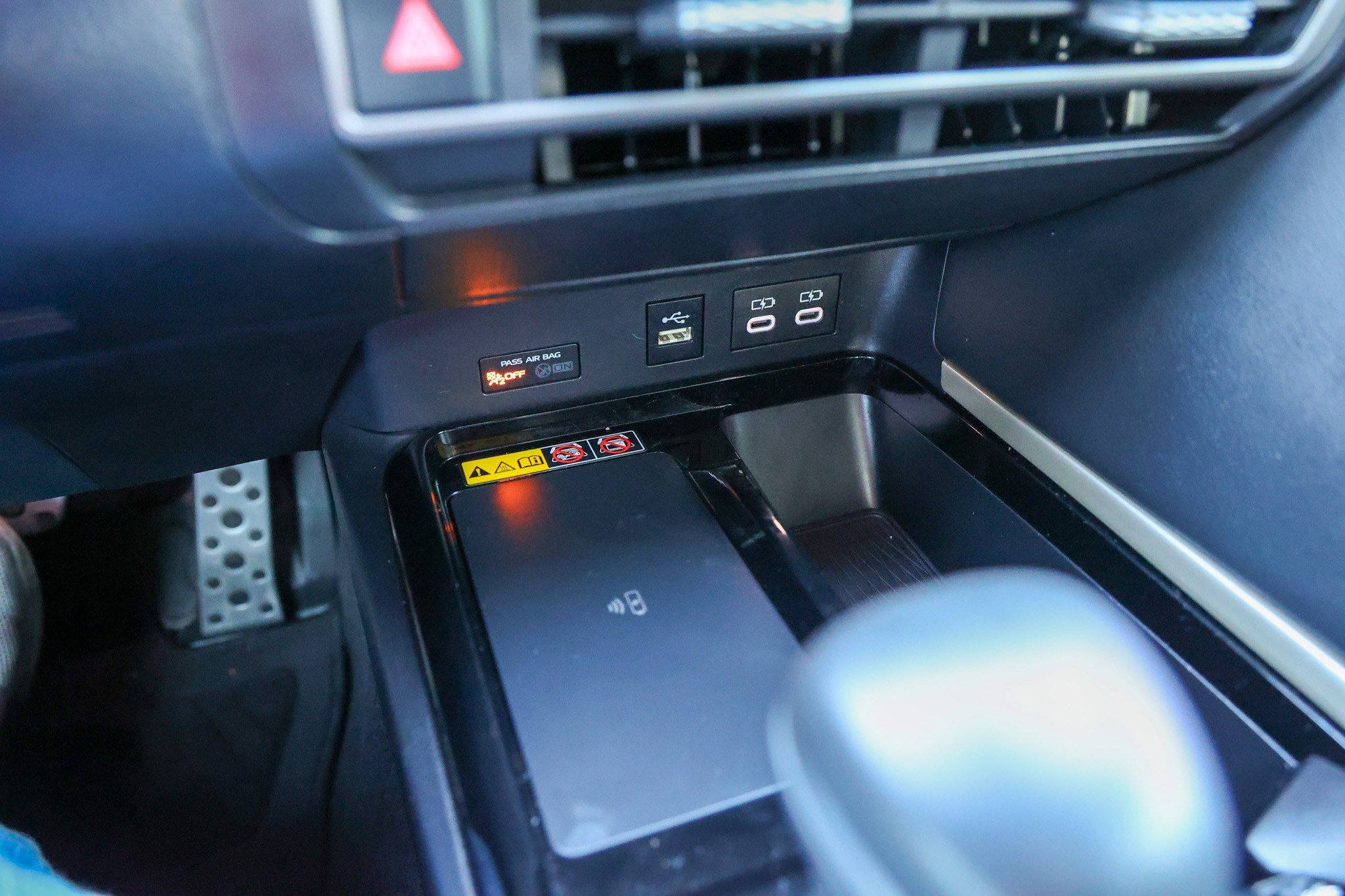 Used 2025 Toyota Camry XSE FWD image 24
