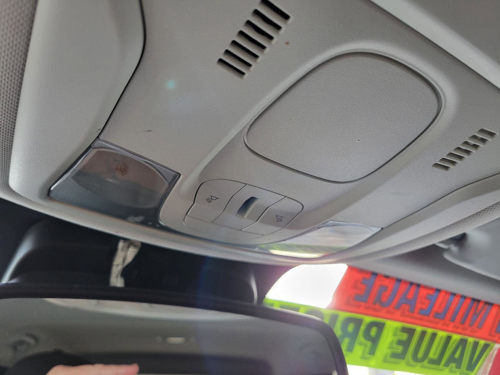 Used 2017 Jeep Renegade Altitude image 22