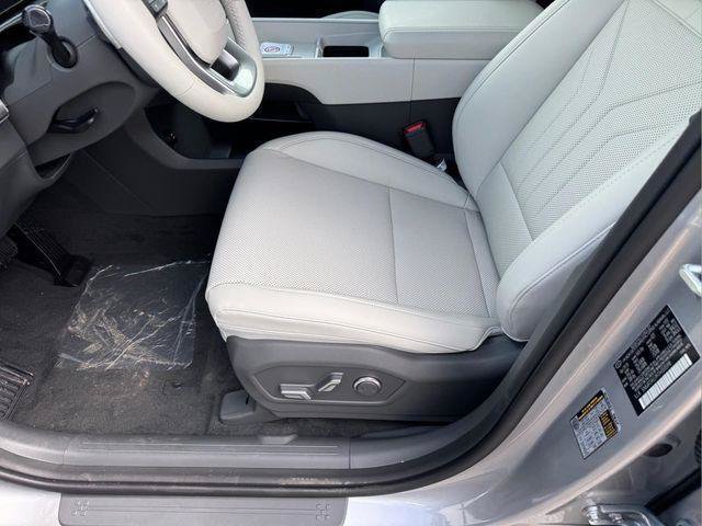 New 2026 Hyundai Santa Fe SEL FWD image 7