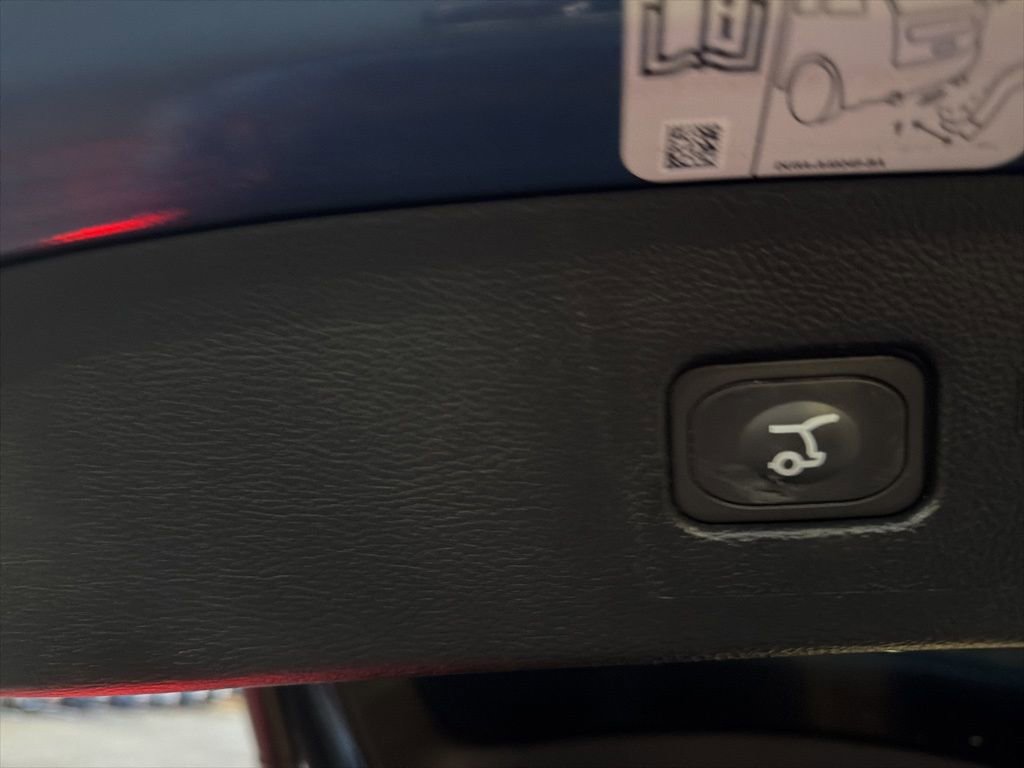 Used 2019 Ford Edge ST w/ Equipment Group 401A image 13