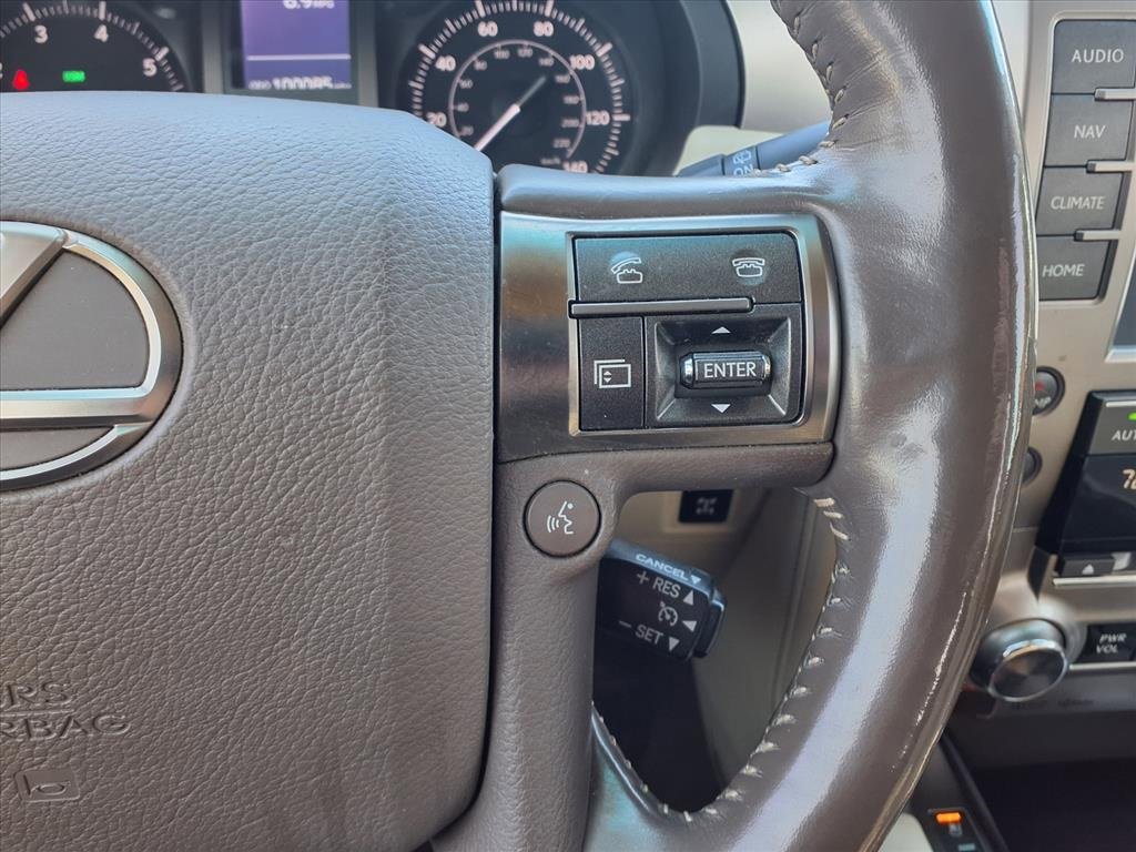 Used 2017 Lexus GX 460 Luxury image 25