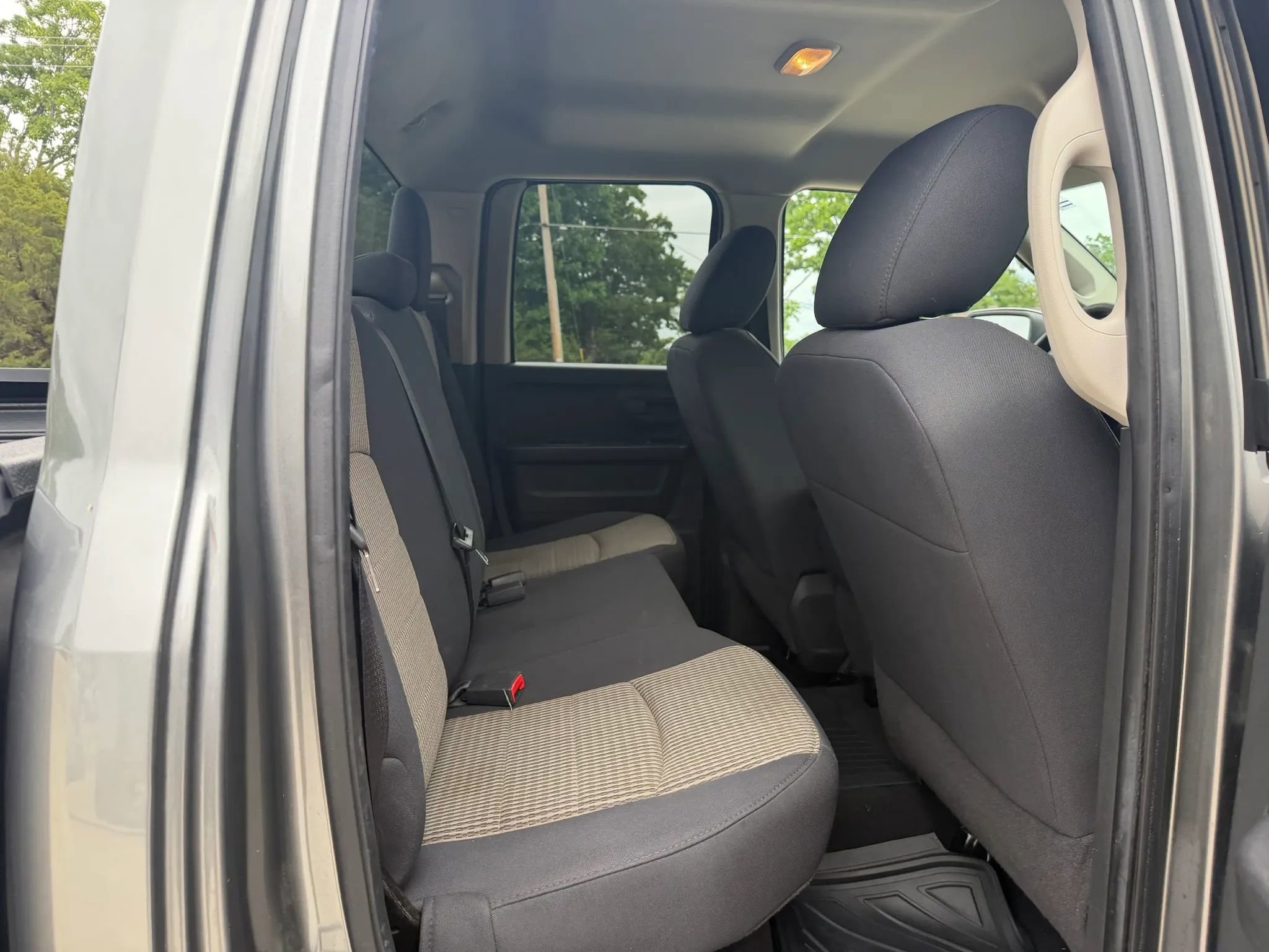 Used 2011 RAM 1500 ST w/ ST Popular Equipment Group AWD/4WD image 38