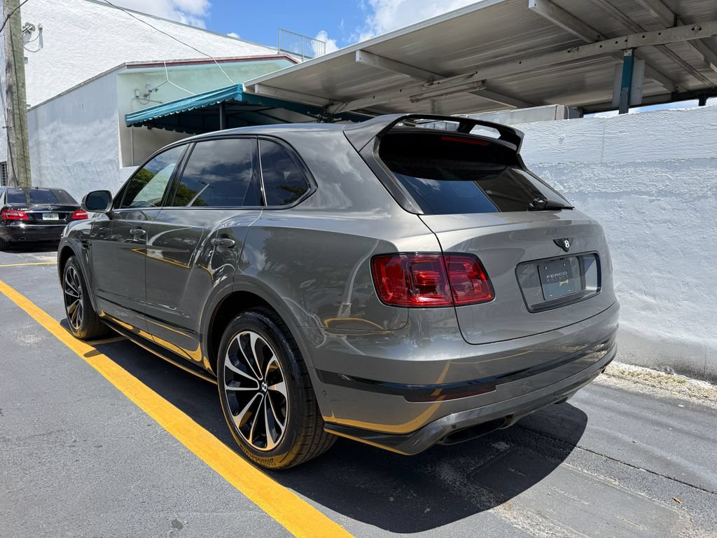 Used 2018 Bentley Bentayga AWD/4WD image 3