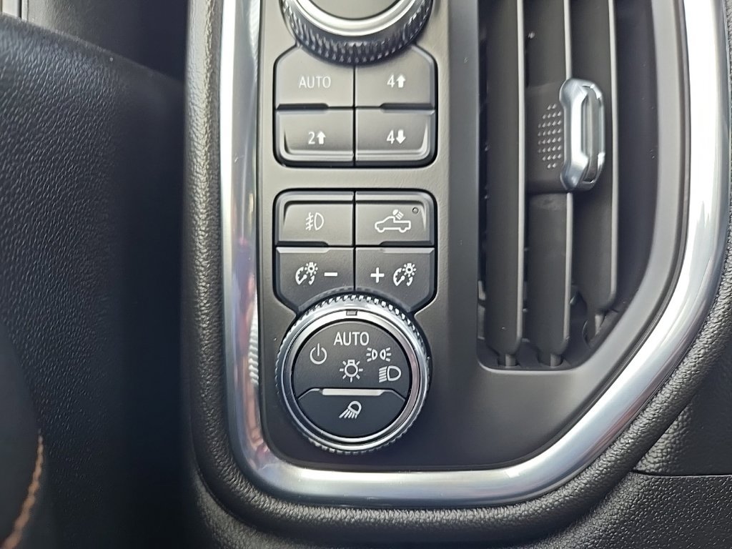 Used 2021 GMC Sierra 1500 AT4 AWD/4WD image 23