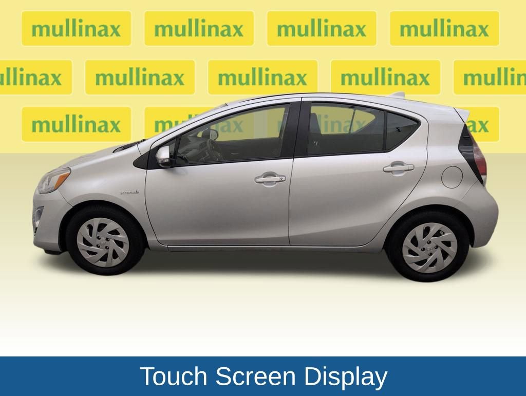 Used 2016 Toyota Prius C Three image 10