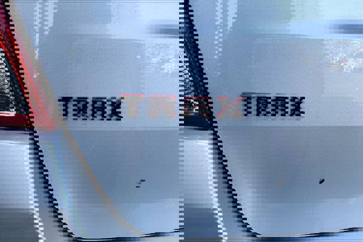 Used 2019 Chevrolet Trax LT w/ Redline Edition image 8